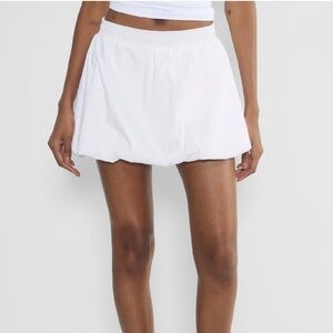 Aritzia White Bubble Tennis Skirt